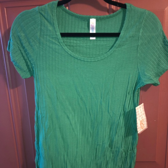 LuLaRoe Tops - Classic T LuLaRoe Tops - Classic T